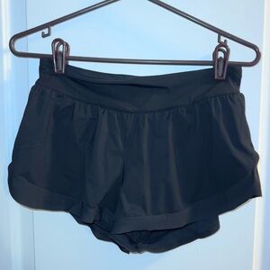 lululemon black shorts